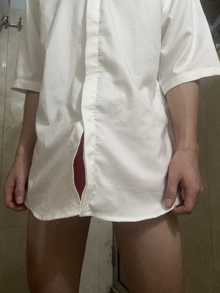 Top_xyzzz's tweet photo. cơ địa dễ nứng =))😃 https://t.co/1eaMm1i0hT