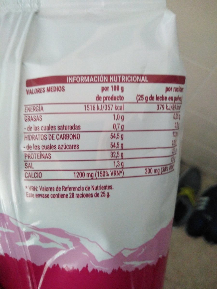 Franreloaded85's tweet photo. @menshealthESP Cada 100g 54,5 azúcar.

Es decir el paquete de 1kg de leche lleva más de medio kilo de azúcar. https://t.co/bsL09jwgiY