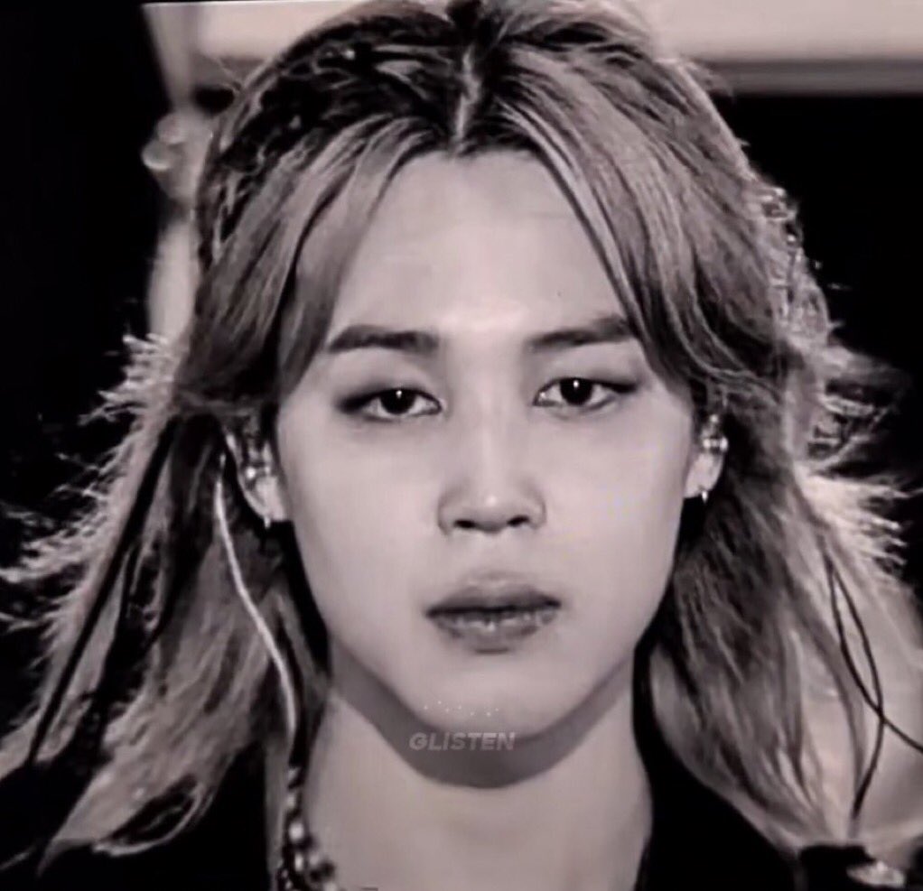 likecrazyj's tweet photo. jimin……… 🫠 https://t.co/SZ482H5bnQ