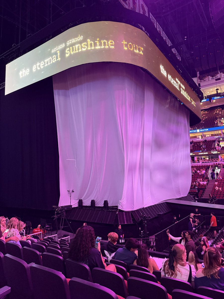 yonce_BP's tweet photo. Ready for you ariana 💫 https://t.co/MH3vE7V3hQ