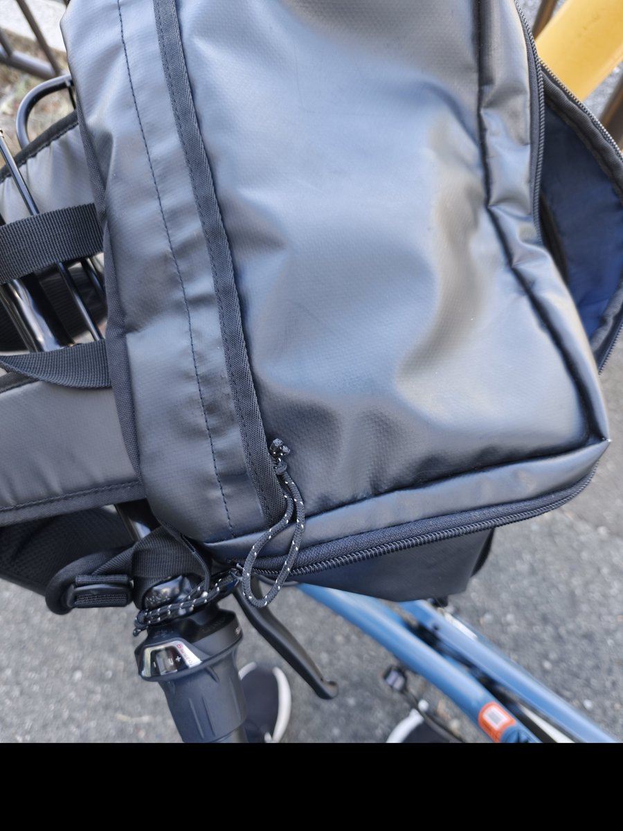 Amane_n2a's tweet photo. 自転車で久しぶりに長距離走行してるんだけど
まじで死にそう
暑い https://t.co/hcgwHvqKCu