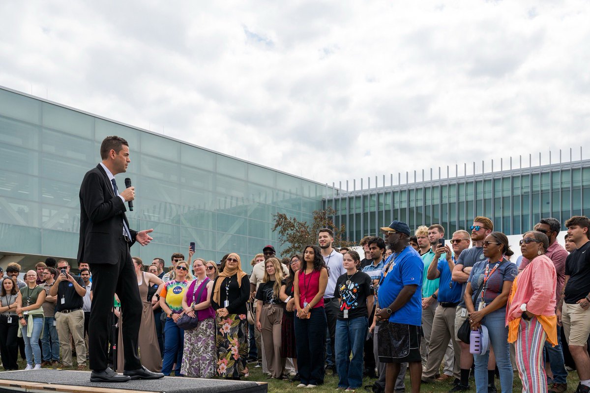 NASAAdmin's tweet photo. It was great spending time with the team at @NASAglenn.

One of the best parts of this job is hearing directly from the people making our missions possible. The engineers, scientists, technicians, and support teams at Glenn are contributing to the Moon Base architecture, the future of aeronautics, and getting NASA underway on nuclear power in space.