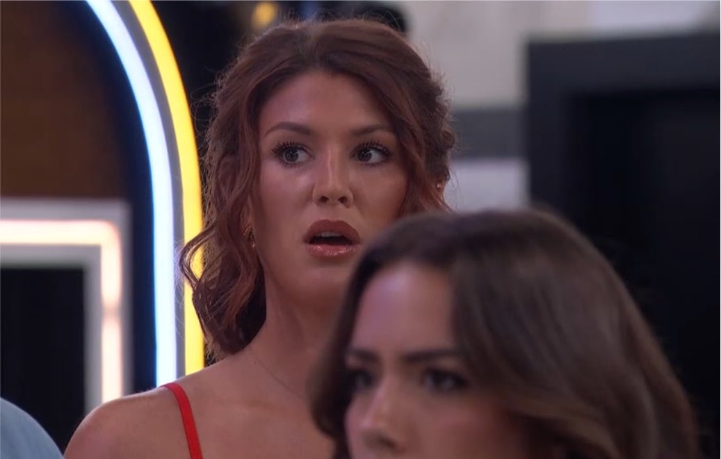 BBigBrotherBuzz's tweet photo. Haley’s left speechless #BB28 #BigBrother #BigBrotherBuzz https://t.co/iG36lQDVWi