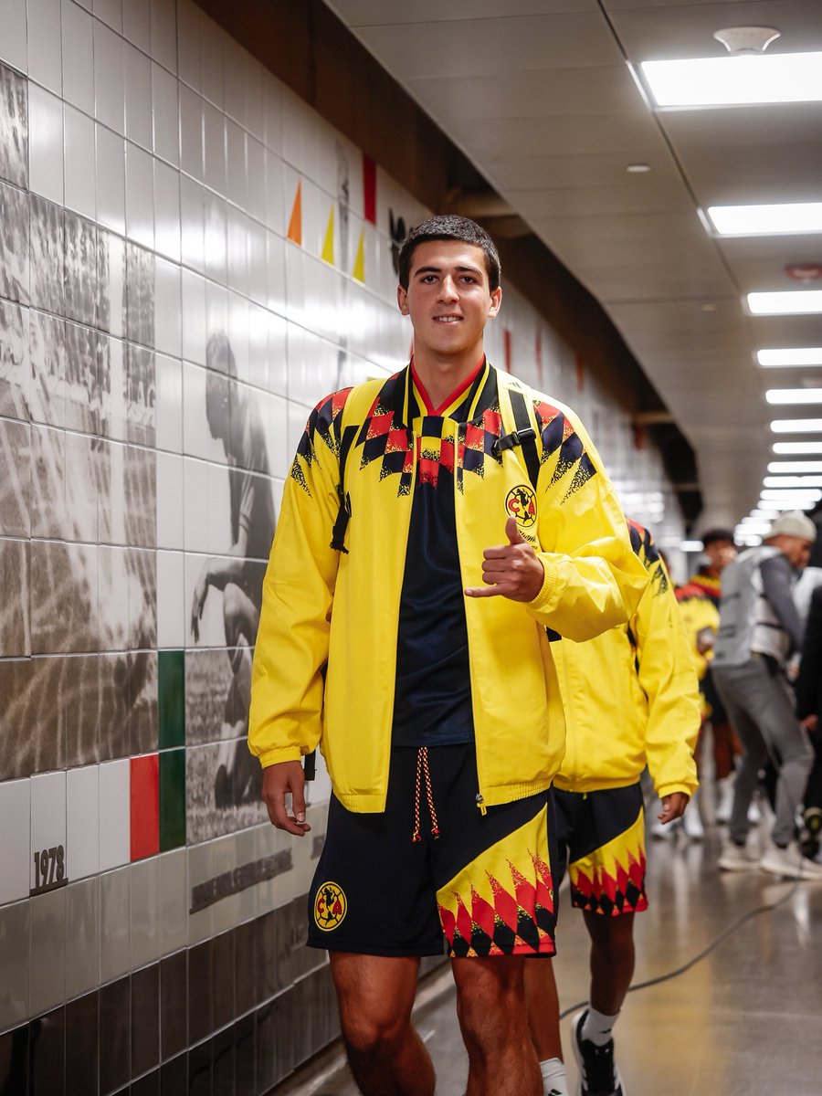ClubAmerica's tweet photo. Llegamos las Águilas, ¡estamos en CAsa! 🏟️✨ https://t.co/HQF818D6r9