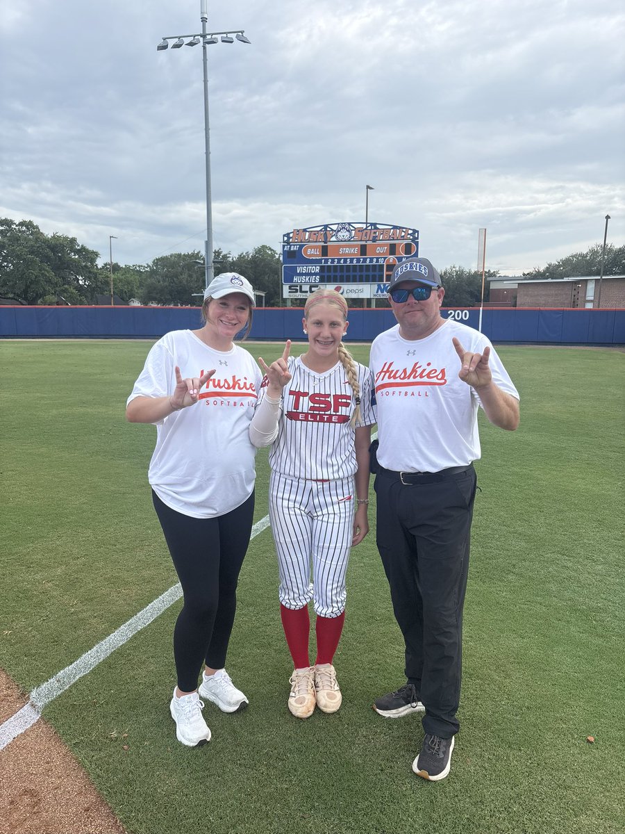 tealk33's tweet photo. Thank you @HCUSoftball & @HCUCoachBert for putting on a great camp tonight! I really appreciate the feedback @CoachBaileyCole. @TSFelite_Volpe
#softball #2028pitcher #uncomitted https://t.co/6rHsKsOuK7