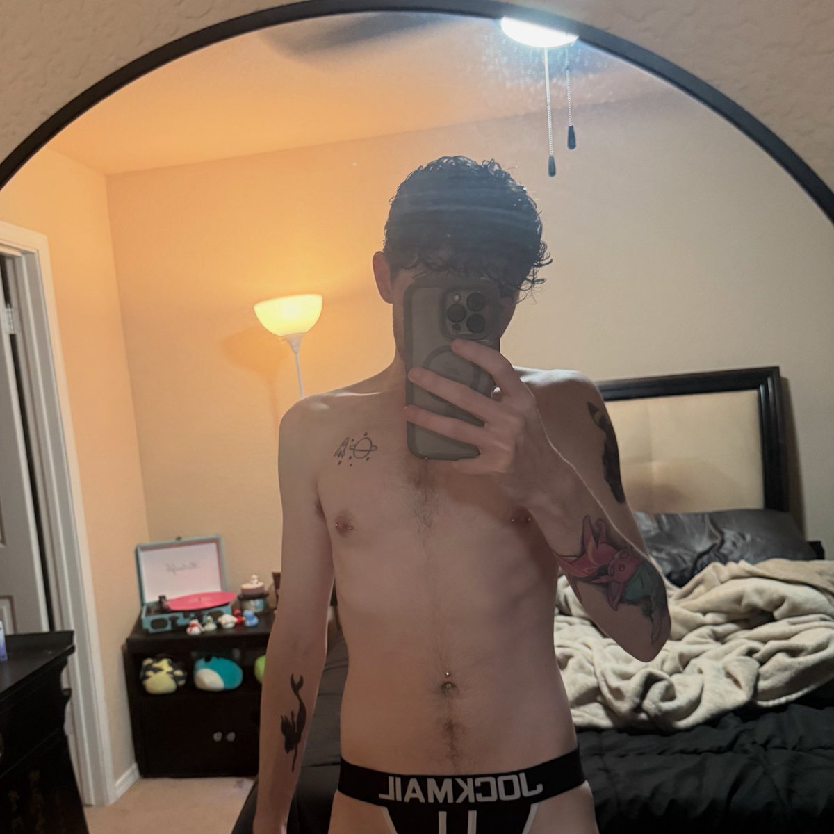 trev00409's tweet photo. The body \\ the Face ✨
#gay #mlm https://t.co/0J08qgInEZ