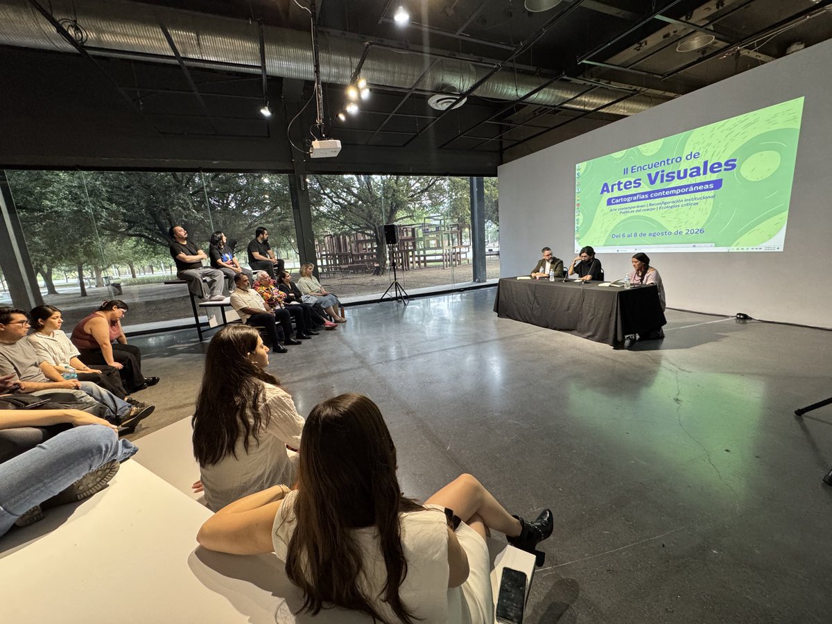 conartenl's tweet photo. Iniciamos el II Encuentro de Artes Visuales con la charla “Entre ecos y fisuras: una generación del arte contemporáneo en Nuevo León”, con la participación de Fernando Gallegos, Marco Treviño y Lucía Vidales. 

📍Centro de las Artes | Nave Generadores 
#CulturaNL https://t.co/BpXLK5LHYY