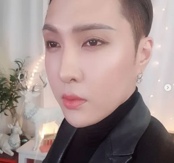 imsanni1_x's tweet photo. 그럴리가요 https://t.co/IxkQ4RfaBS
