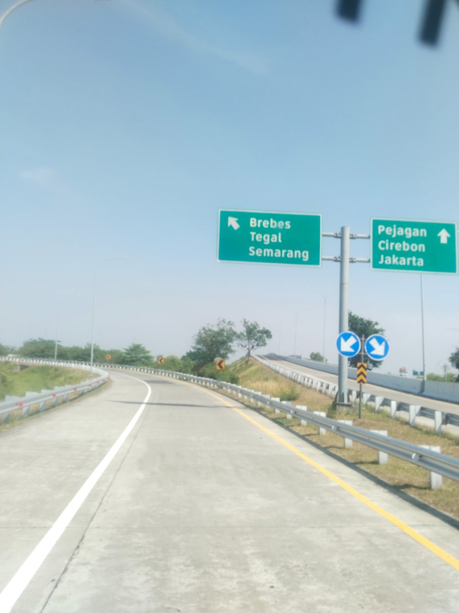 pasutr93176's tweet photo. yg dekat aja.. https://t.co/nSzGFHEKUk