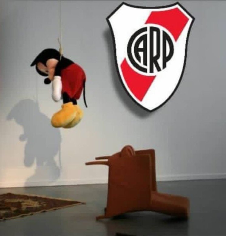 cutifrappu's tweet photo. vengo de días tan feos que lo único que me falta es que River pierda el sábado así termino de hundirme en un pozo sin salida de tristeza y desilusión https://t.co/FpLVTYUsUQ