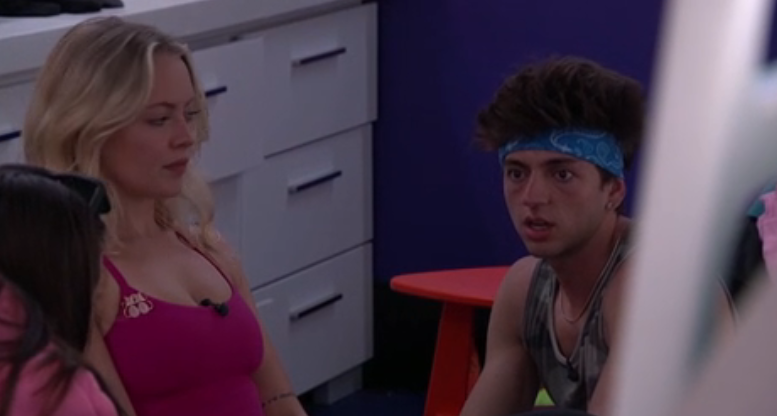 rbbq's tweet photo. Drew says he followed Yash around for the 2 hours before the episode so he couldn't get back to Chuk/Haley/Kamu and tell them things were changing #BB28 https://t.co/QI6bg5j2VK
