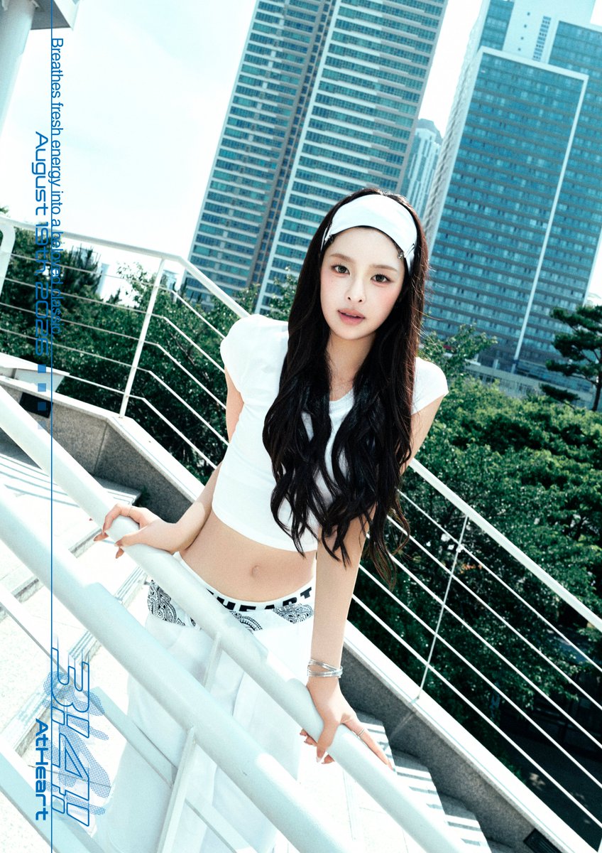 atheart_titan's tweet photo. AtHeart 【3!4!】 Concept Photo 1

💿 2026.08.19 WED 6PM (KST)

#AtHeart #앳하트 #AtHeart_3_4
#NAHYUN #나현 https://t.co/ZqJbmX5P0U
