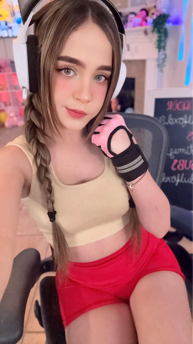 staryuukiii's tweet photo. ⭐ NOCHE DE GYM AL FALLO ⭐ 
🔥 CHISMES SUCULENTOS 🔥
https://t.co/dOMXGT6DQ7
https://t.co/dOMXGT6DQ7 https://t.co/nUDFSKS3af