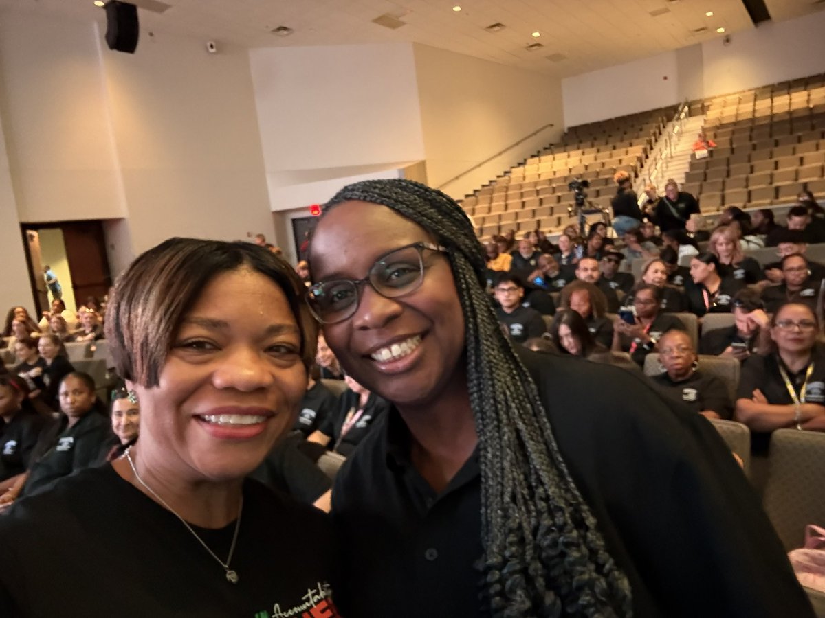KWilliamsDLD's tweet photo. We always look forward to Convocation roll call by campuses. The campuses brought the energy! #TogetherinCulture #TogetherinAccountability #TogetherinOpportunity https://t.co/eS32HSQpc5