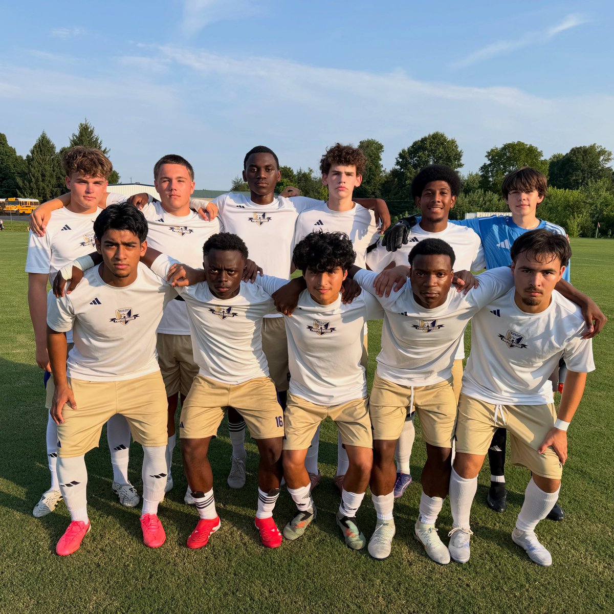 Purples_Soccer's tweet photo. FULL TIME | ELIZABETHTOWN, KY ⚽️

A great day on the road for the Purples!

✅ Varsity: 2–0 Win
✅ JV: 5–1 Win

Thank you to Elizabethtown High School for hosting us. Wishing EHS the best the rest of the season.

#BGHS #Purples #PurplesSoccer https://t.co/IKRTTQKFej