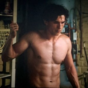 B1LLIEJ3AN's tweet photo. i am THINKING many unholy thoughts https://t.co/MQYkQN1NgQ