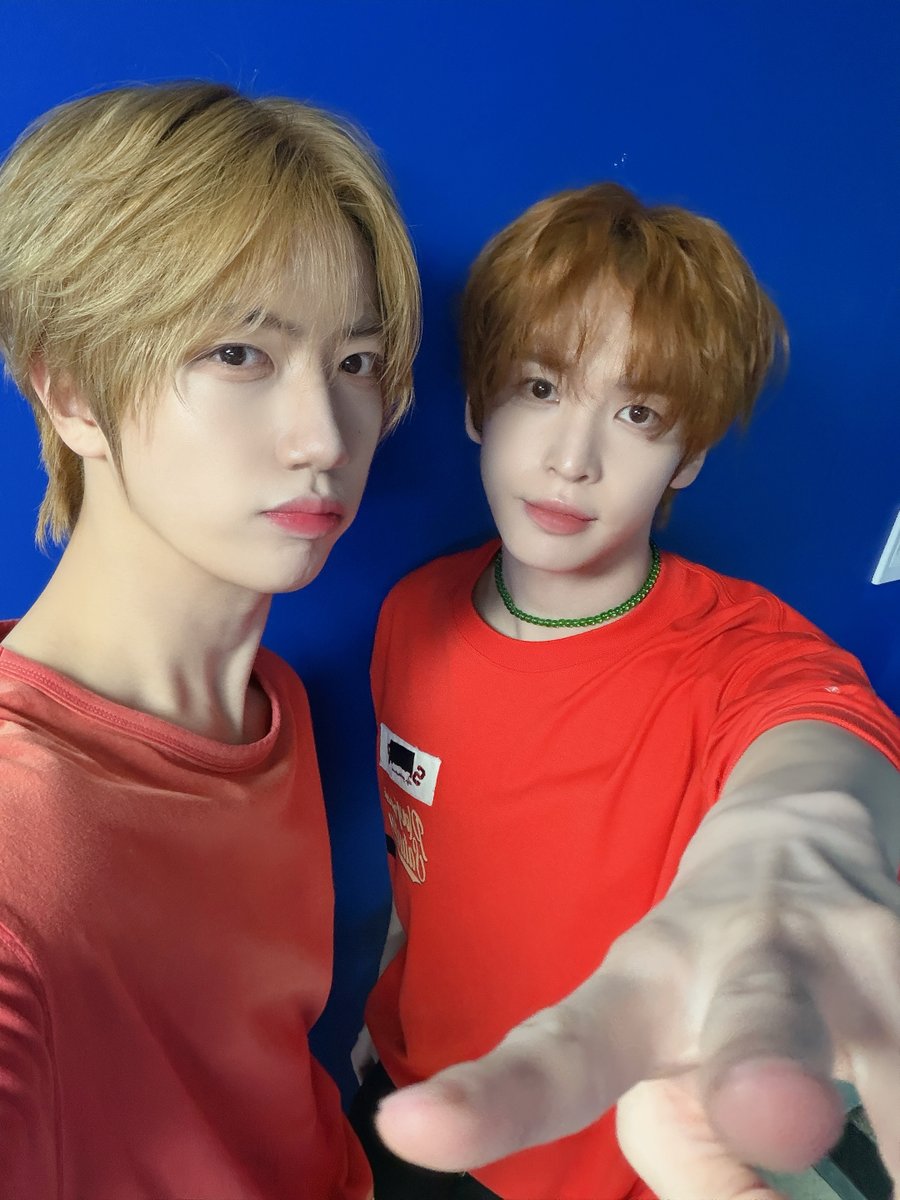 CRAVITYstarship's tweet photo. [📸]
260807 Arirang TV #SimplyKPop

#CRAVITY #크래비티
#ALLEN #앨런 
#WONJIN #원진
#ReDeFINE
#AWAKE https://t.co/PCyDykF9ui