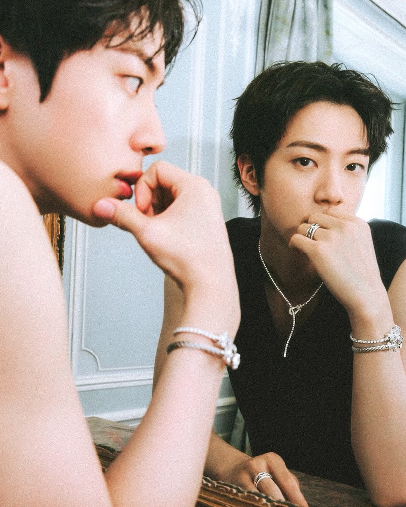 filmsforjin's tweet photo. KIM SEOKJIN. https://t.co/PdZD6xrlGx