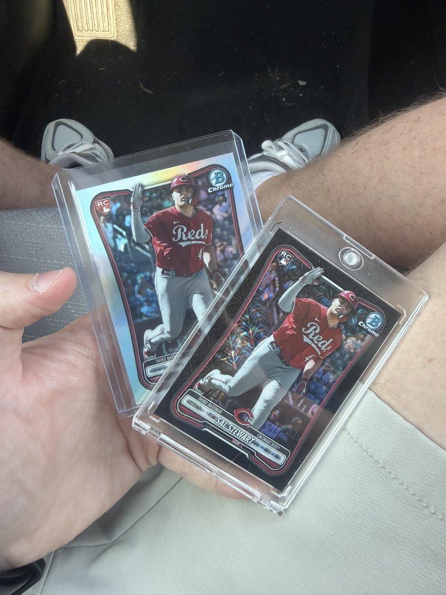 CRCCards's tweet photo. @SlimReaperCards Black /10 too if interested https://t.co/y5uNstNRJG
