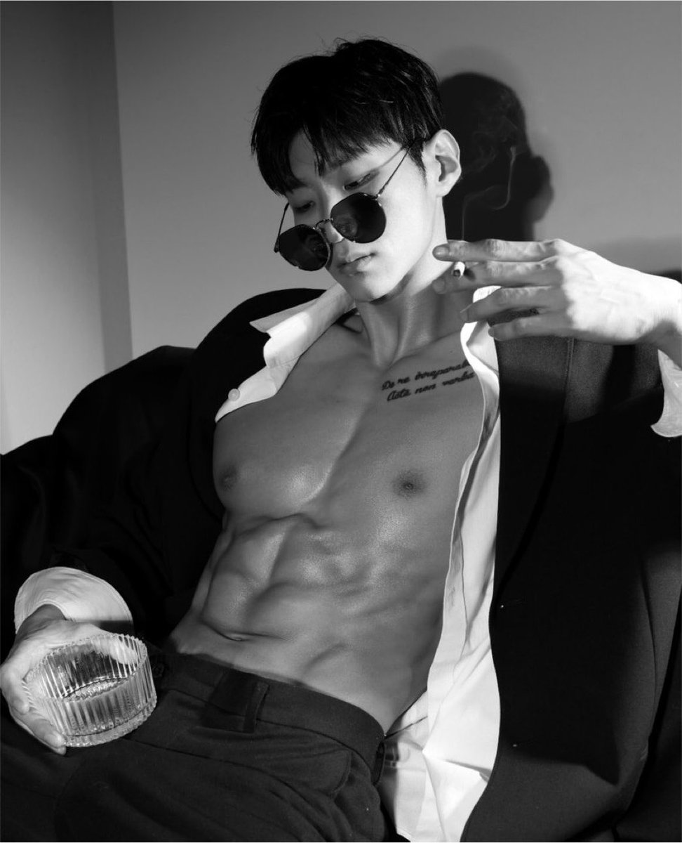 pogingjakoIero's tweet photo. ͏͏͏͏͏͏

              LIONEL CLYDE. 20+ IC/OOC. NSFW 🔞
              like / retweet to be mutuals. mdni. 

͏͏͏͏͏͏ https://t.co/cT0UWZJ9Ly