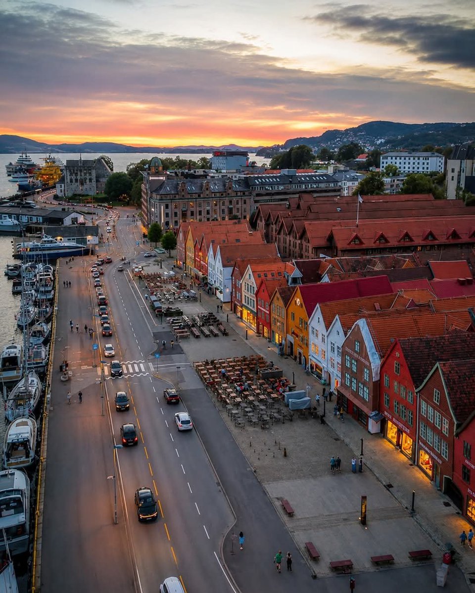 Business660608's tweet photo. Bergen, Norway 🇳🇴 https://t.co/ye0qZ0DigS