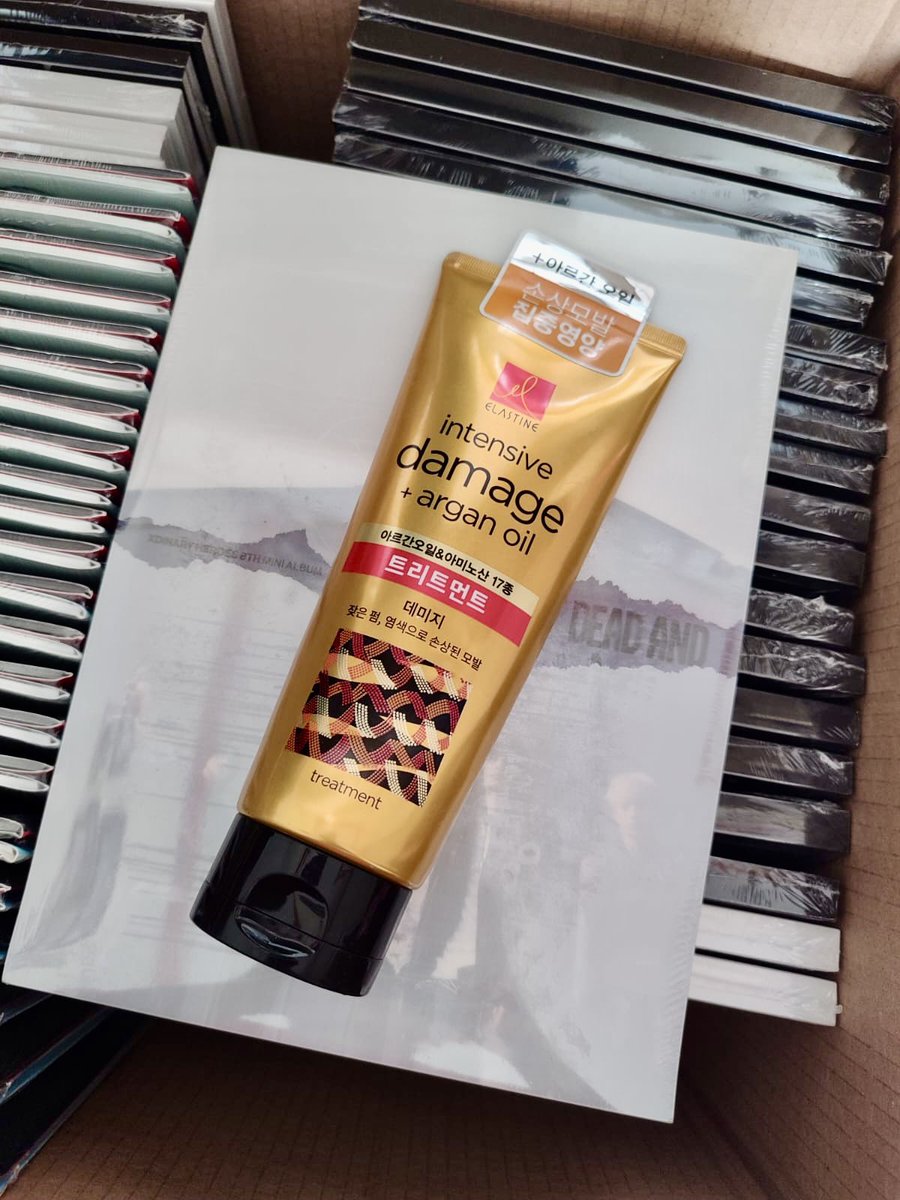 bfeeling_'s tweet photo. 🎉 BFEELING GIVEAWAY JUMAT BERKAH 🎉

🎁 Prize: 1 Elastine Hair Treatment yg dipake Jooyeon Xdinary Heroes 

HOW TO ENTER
- RT &amp; like tweet ini 
- Follow @bfeeling_

End TBA
Good luck, Bfams! 🩵 https://t.co/ZrsbYxBpMa