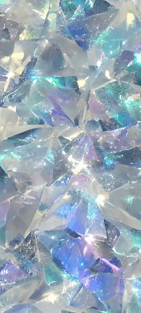 EmersynCaspffr's tweet photo. 朝から布団にくるまってNetflixでアニメを流しながらダラダラしてます。金曜の午前中から週末の非生産的な時間を心待ちにしすぎて、平日を頑張るモチベーションが保たれてるから不思議。 https://t.co/iYyVSIXWpl
