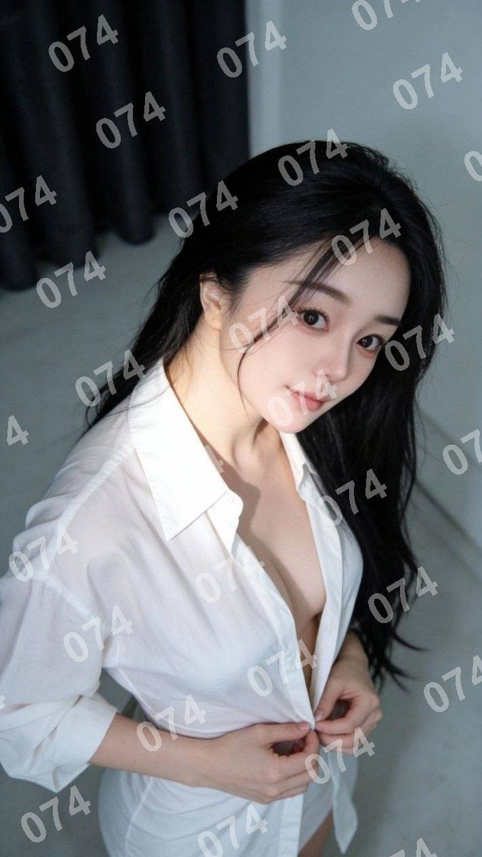 LiveNow_'s tweet photo. 我热爱一切不彻底的事物，琥珀里的时间，微暗的火，一生都在半途而废，一生都在怀抱。
天顶街道
#岳麓
👉助理@hyum74
久久连妹子白嫖勿扰
看上了请截图妹子便客服快速安排 https://t.co/mPelt9xaLf