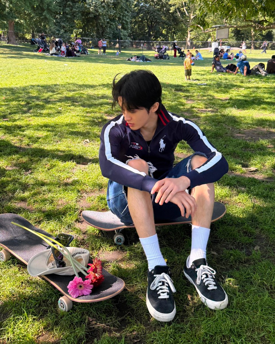 Marklee_base's tweet photo. 260807 Polo Ralph Lauren instagram #MARK 

"Singer Mark Lee is captured wearing a jacket from the 2005 US Open x #PoloRalphLauren collection."

🔗 https://t.co/7pKtPSJDux

#PoloRalphLaurenxMarkLee
#MarkLee #마크리
@RalphLauren https://t.co/CzG9IdVJq5