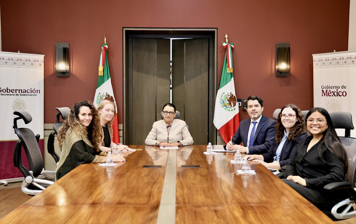 rosaicela_'s tweet photo. Un gusto recibir en la @SEGOB_mx a la coordinadora residente de la @ONUMX, @AllegraBaiocchi. Refrendamos nuestra disposición mutua de fortalecer los lazos de amistad y los esquemas de cooperación, procurando el bienestar de la ciudadanía. 🇲🇽 @Claudiashein @arturomedinap @JessicaBraver