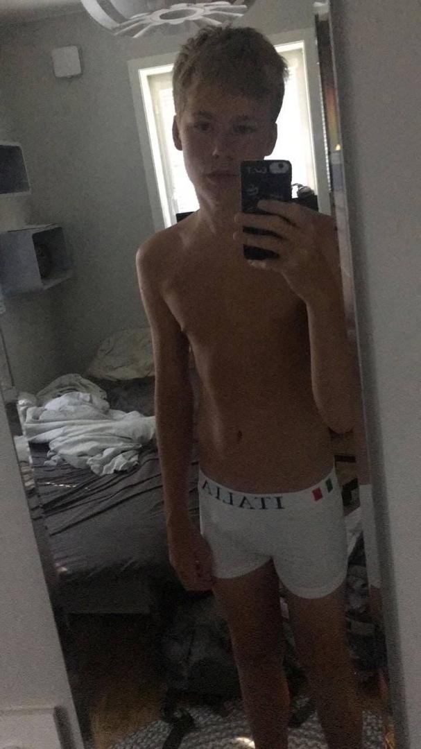 Christonyns's tweet photo. HMU for premium access 🔥😍https://t.co/hOT8pWt1j9 https://t.co/deyQXKmNiI