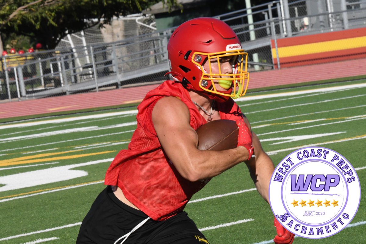 WCPSacramento's tweet photo. Jesuit's culture hasn't changed.

Brotherhood. Physicality. Competition.

After spending Wednesday at Jesuit’s practice, it’s clear this group has what it takes and vast amounts of potential.

Story: https://t.co/RXR1Hj7lOM https://t.co/LmELVfPByU