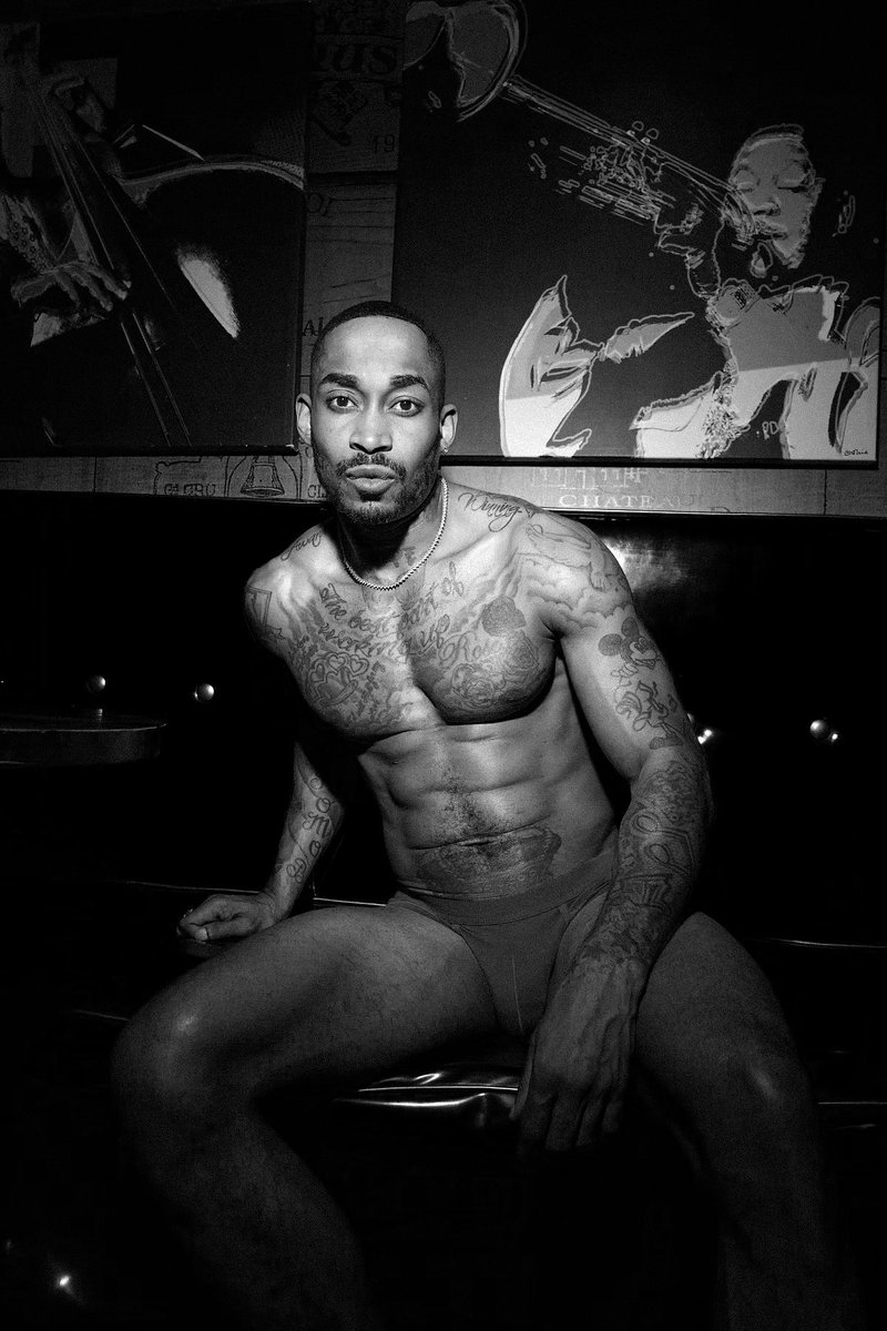 nwahsirk's tweet photo. 📸📸📸: @nwahsirk

Model: @StillArQuez 🔥🔥

For: @BedroomArQuez https://t.co/Elw1gXL4YE
