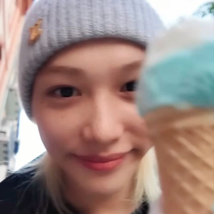 lixiecatwalk's tweet photo. #𝐏𝐎𝐕: você nαmorα o Felix
ㅤ ㅤㅤㅤ  e essα é α suα gαlerıα  ✨ https://t.co/vKyoLSmI7z