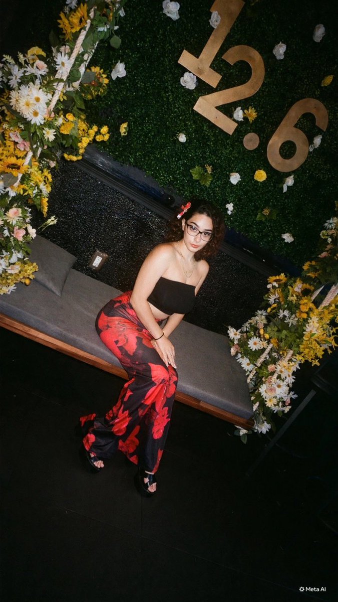 yslQueen654's tweet photo. 21 🥳 08/03/05 https://t.co/0RQhZJNEly