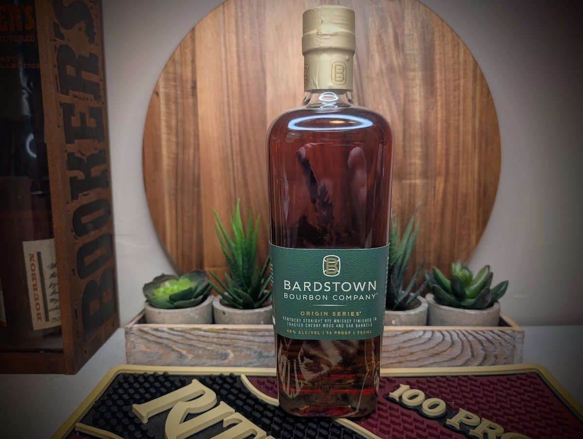 castlecairn's tweet photo. 🥃Review 97: Bardstown Bourbon Origin Series Rye

Peppery in all the right ways. Don't confuse spice for astringency. Bardstown Bourbon  Company does it right again with this uber high rye bottle. #whiskey #rye

Link Below: https://t.co/EoWTOniwQN