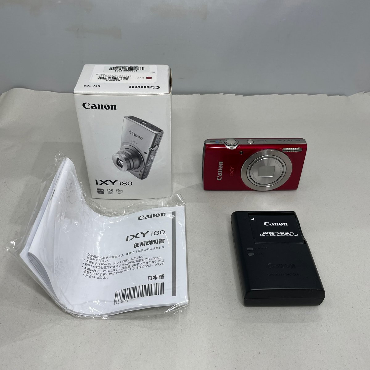 wattmann_stk's tweet photo. 【商品情報】

CANON ixy 180が入荷しました‼️

比較的状態綺麗です✨

店舗入ってすぐの場所に展開しております♪

その他多数のデジカメも取り揃えておりますのでぜひお越し頂きご覧ください🙇‍♀️🙇‍♂️

#カメラ　#リユース　#中古 https://t.co/5FsI3V39S9
