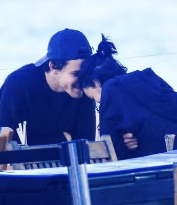 shawnmndessa's tweet photo. they are the cutest couple ever https://t.co/oYt8ZFfRyp