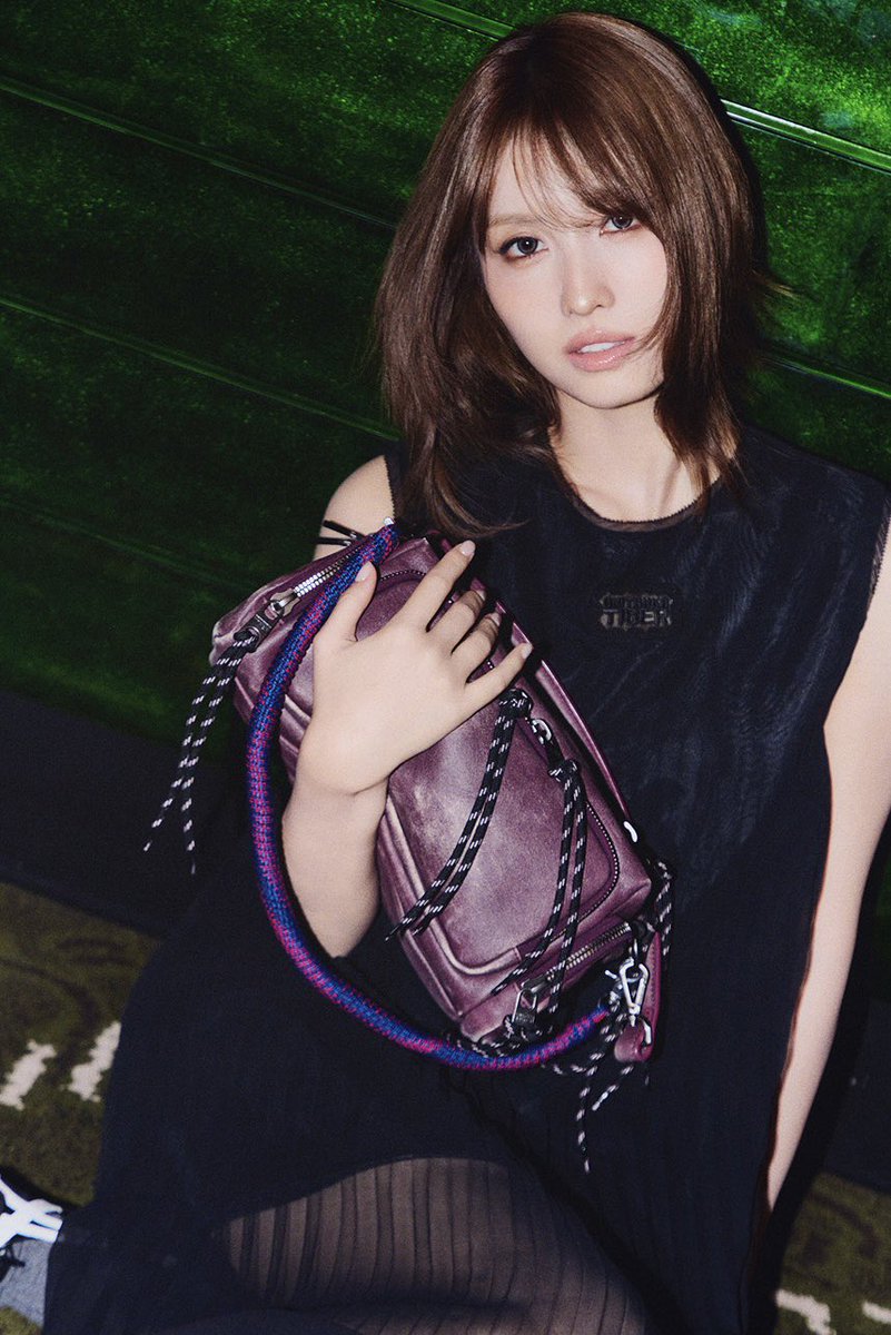 hiraimocchi's tweet photo. MOMO x VOGUE JAPAN x ONITSUKA TIGER

🔗https://t.co/5OVSkiRxkQ

#TWICE #MOMO #모모 #もも #OnitsukaTiger
#VogueJapan #ONITSUKATIGERxMOMO https://t.co/OlKUiDuXda