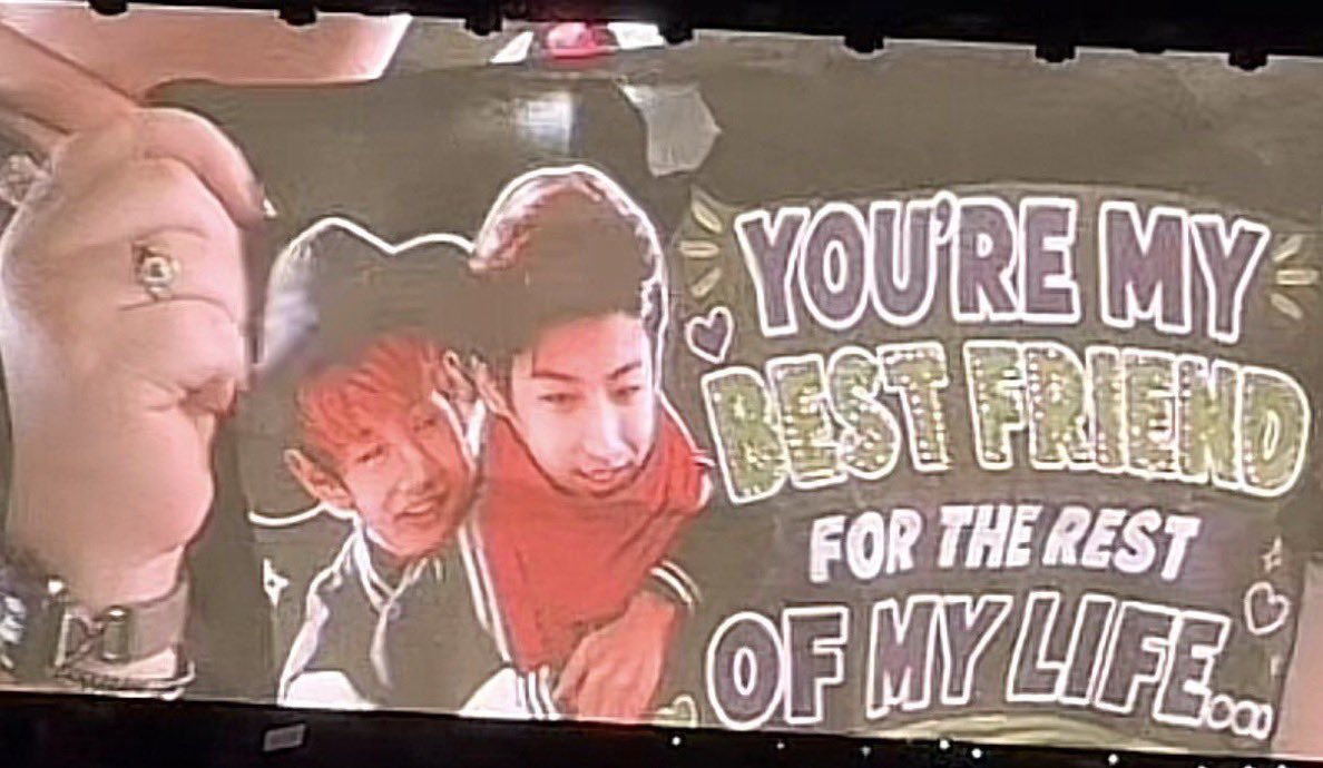 jungkovtae's tweet photo. "you're my best friend for the rest of my life" 😭❤️‍🩹 https://t.co/dltmJbovMS