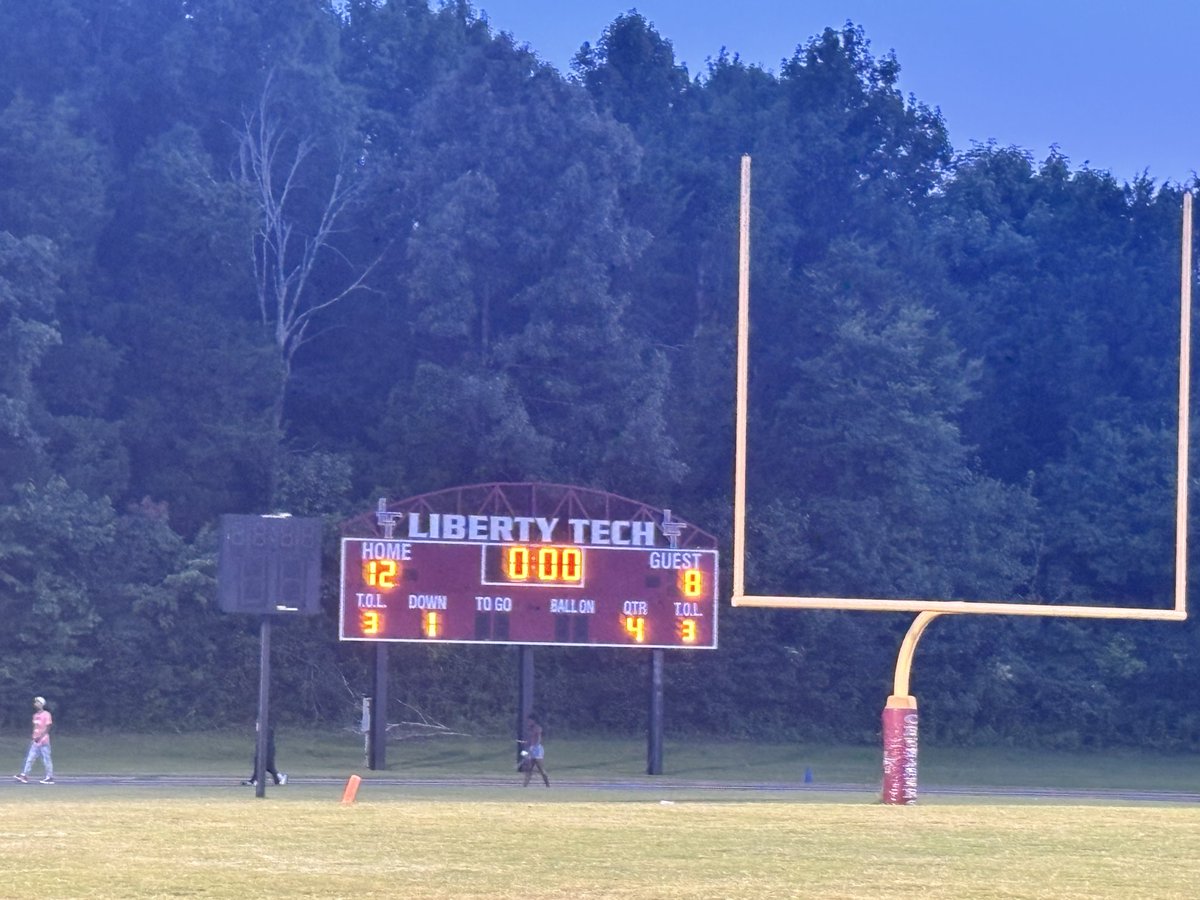 RoseHillRaiders's tweet photo. The Raiders took care of business tonight! Great team win. On to the next. ♥️🖤🩶#RaiderPride #GoRaiders
@TiffanyGreen08 @suptking @JMCSchools @JMCSSCatalyst @JmcssA https://t.co/QCYSat1Bxw