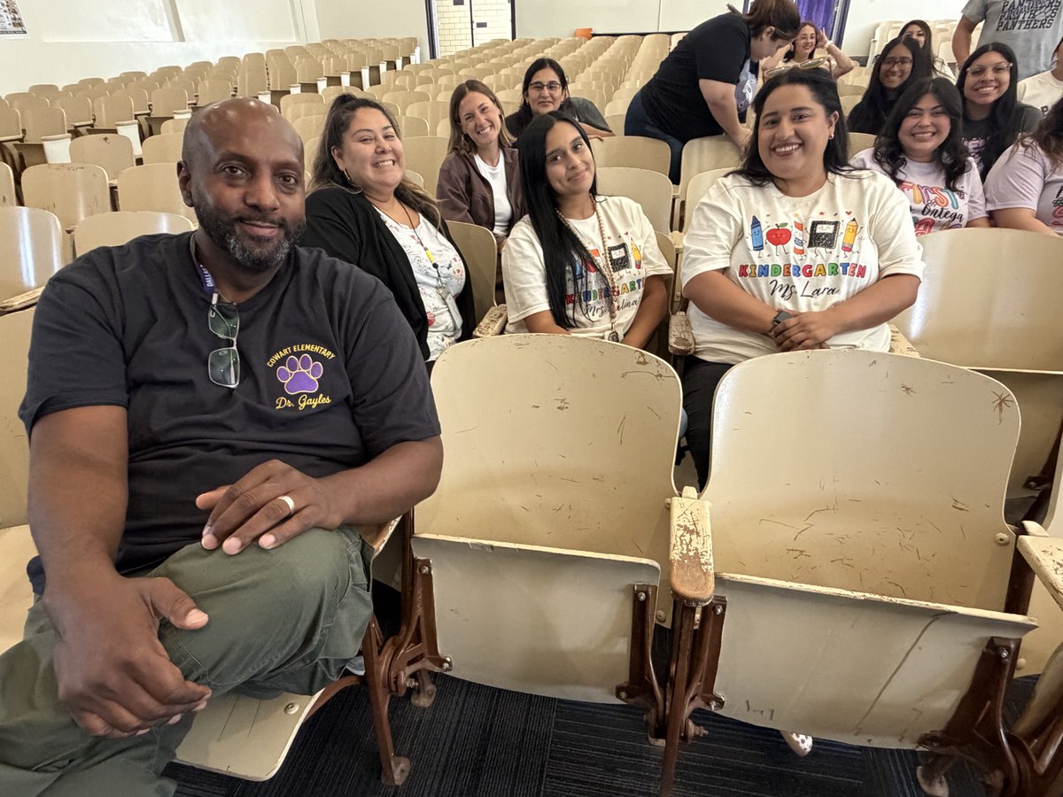 CowartDISD's tweet photo. We’re excited to welcome in a new school year! 💜
Thank you @dallasschools for the inspiring words at today’s Legacy Launch Party! Our Panthers are energized, ready to Level Up, and ready to #LetThemKnow what Cowart and DISD is all about! 🐾 @EDAmaya04 #CowartProud #LevelUpPanthers #DallasISD