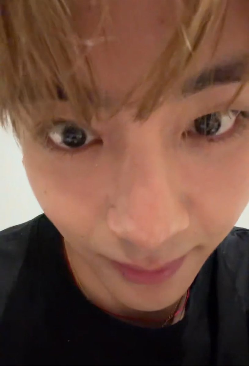 taeteluv_'s tweet photo. CUTIE PATOOTIE https://t.co/r2KrZoyie3