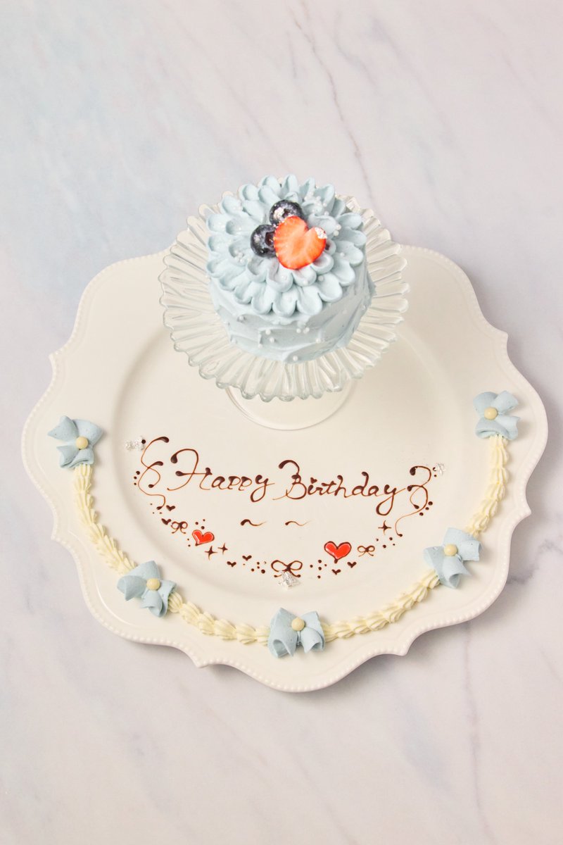 ShortCakeCo_'s tweet photo. 7(金)

▶︎3階 16:00-24:00最終入店
本日はどの時間帯も少しお席ございます🎂🖤

▶︎2階 おひとり様専用フロアやテイクアウト17:00〜ご予約なしでどうぞ🎂💕

金土祝前は深夜営業です🖤
お買い物帰りや食後のデザートに
お気軽にお立ち寄りくださいませ✨ https://t.co/DLZM2gDQzU