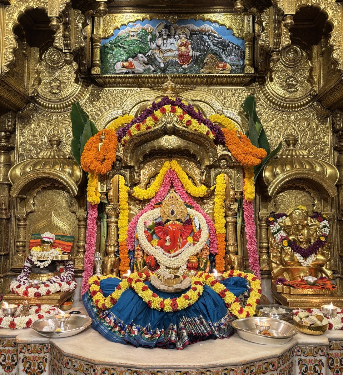 milind0009's tweet photo. #Aug2607 #GanpatiBappaMorya #Bappa #BappaMorya #Morya @SVTMumbai https://t.co/m0hdbRqhAN