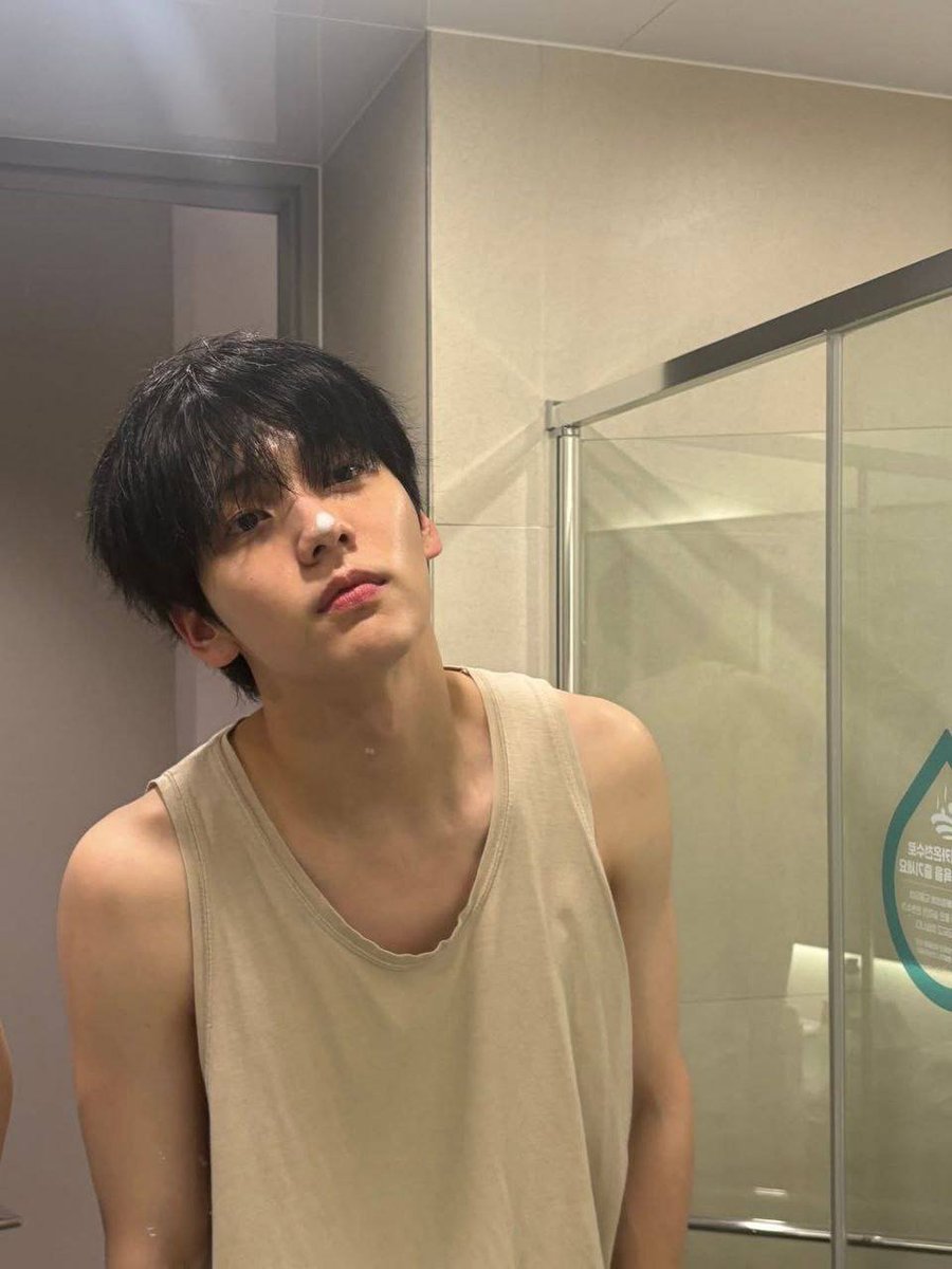 inkandsoobin's tweet photo. good morning. https://t.co/yFYBE6fzhq