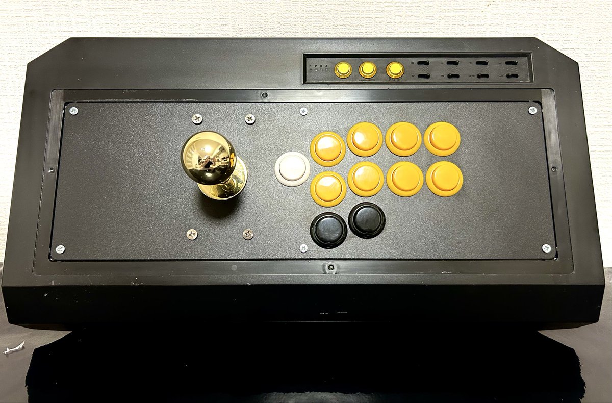 LUOLINcustom's tweet photo. 完成写真です♪
メルカリにて沢山出品してますので覗いて下さい！フルオーダーアケコンもDMからお問い合わせ下さい！ https://t.co/N6AXn2K4kE