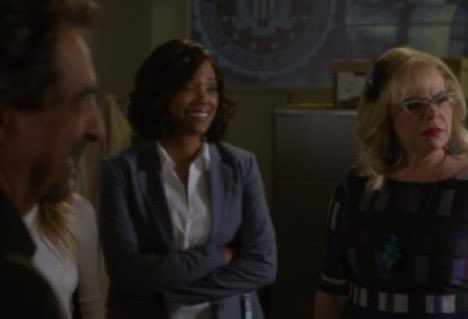 dailydrlewis's tweet photo. she’s literally so puppy coded here im genuinely gonna cry https://t.co/YZvtHpv0MJ