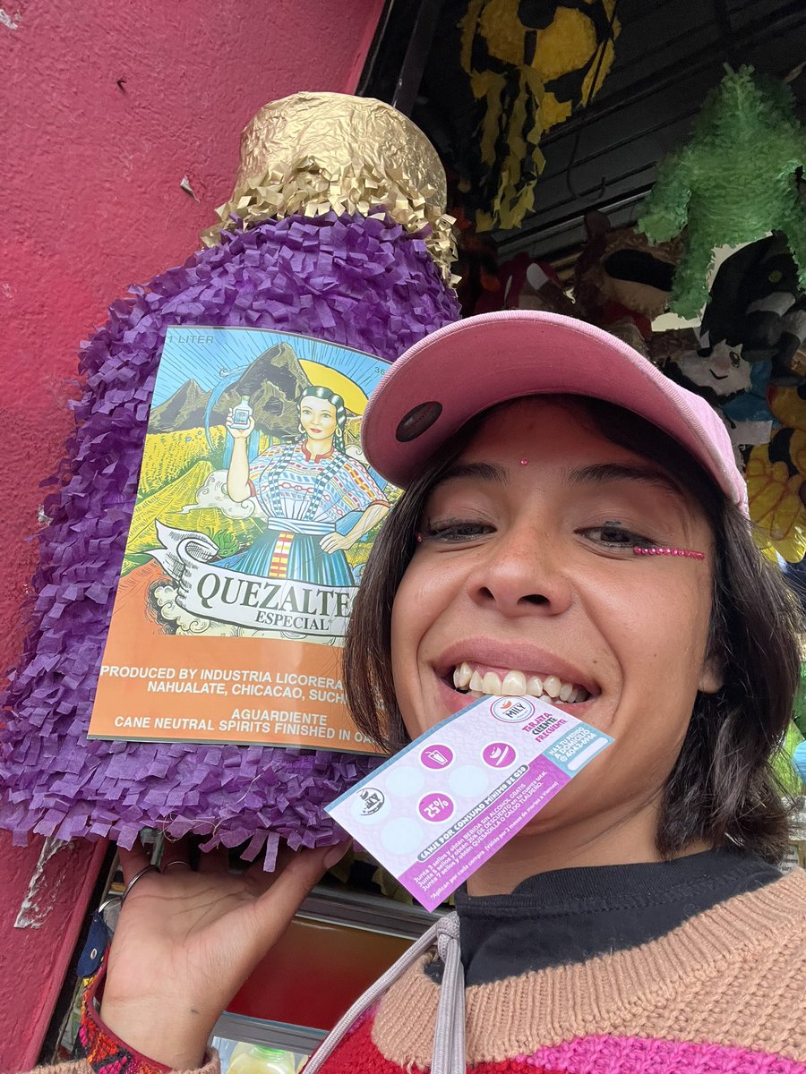 djivanka__'s tweet photo. Mucha pártanme estás piñatas para mi cumple!!!!!!! https://t.co/uX9Qa43c6g