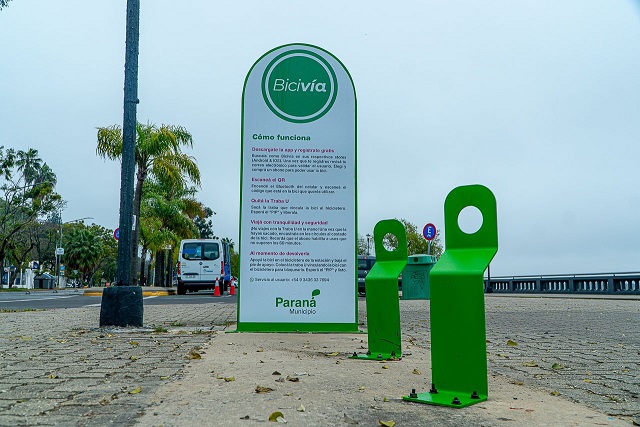 era_verde_'s tweet photo. 🚲 MANTENIMIENTO Y NUEVA IDENTIDAD DEL SISTEMA DE BICICLETAS PÚBLICAS DE PARANÁ 

👇🏼+ info 🔧
🔗 https://t.co/X8B5YBldES https://t.co/K6CxKehCnT